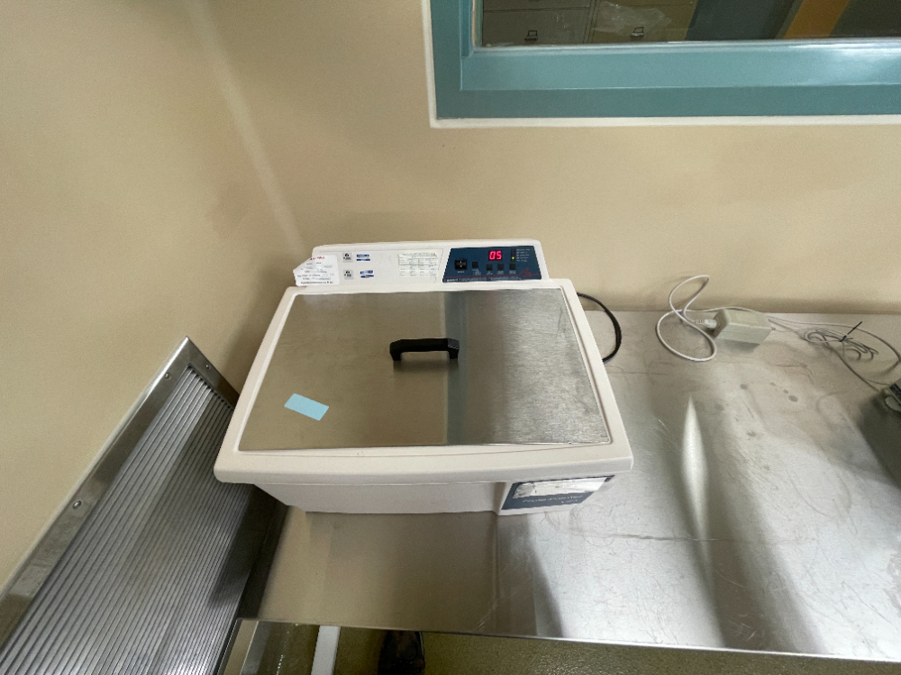 Image of Cole-Parmer Ultrasonic Cleaner with Digital Controls